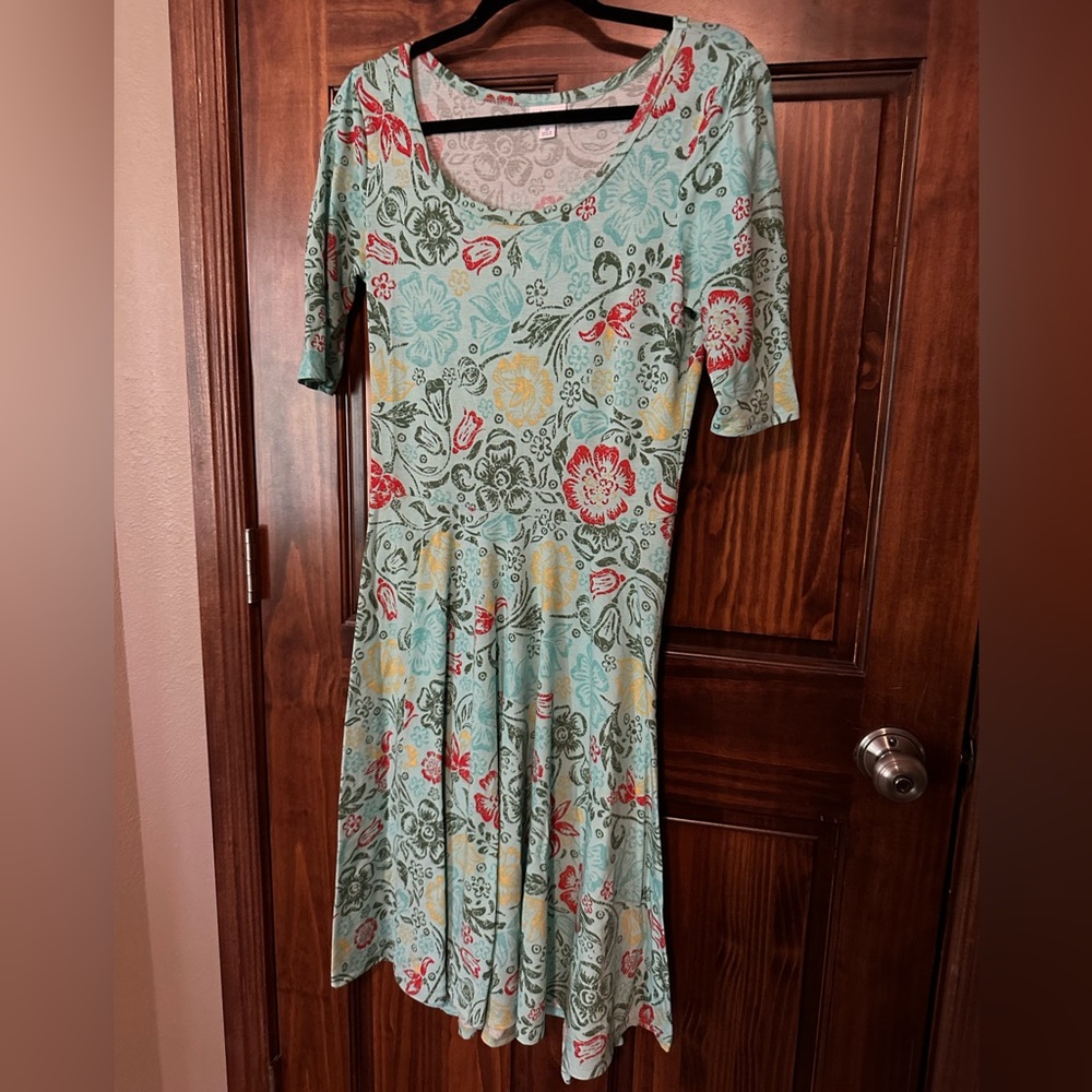 Medium LuLaRoe Nicole Floral Dress